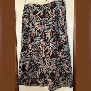 cato woman's skirt in blue and tan floral print